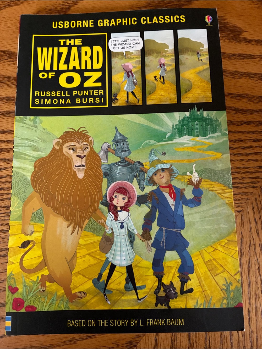 Usborne Graphic Classics: The Wizard of Oz - New!